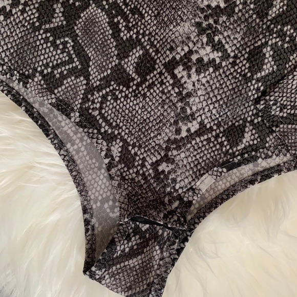 Fashion Nova bodysuit - Picture 2 of 5